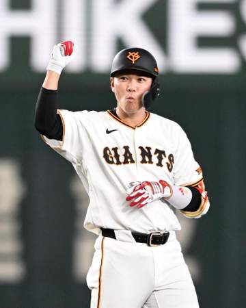 巨人・坂本勇人がついにミスター超えの通算2472安打 八回にフェンス直撃の二塁打で並んでいた長嶋茂雄氏を超え歴代単独9位に