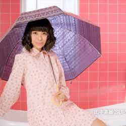 SUPER☆GiRLS・田中美麗／新テレビCM「雨の日が待ち遠しい」篇より