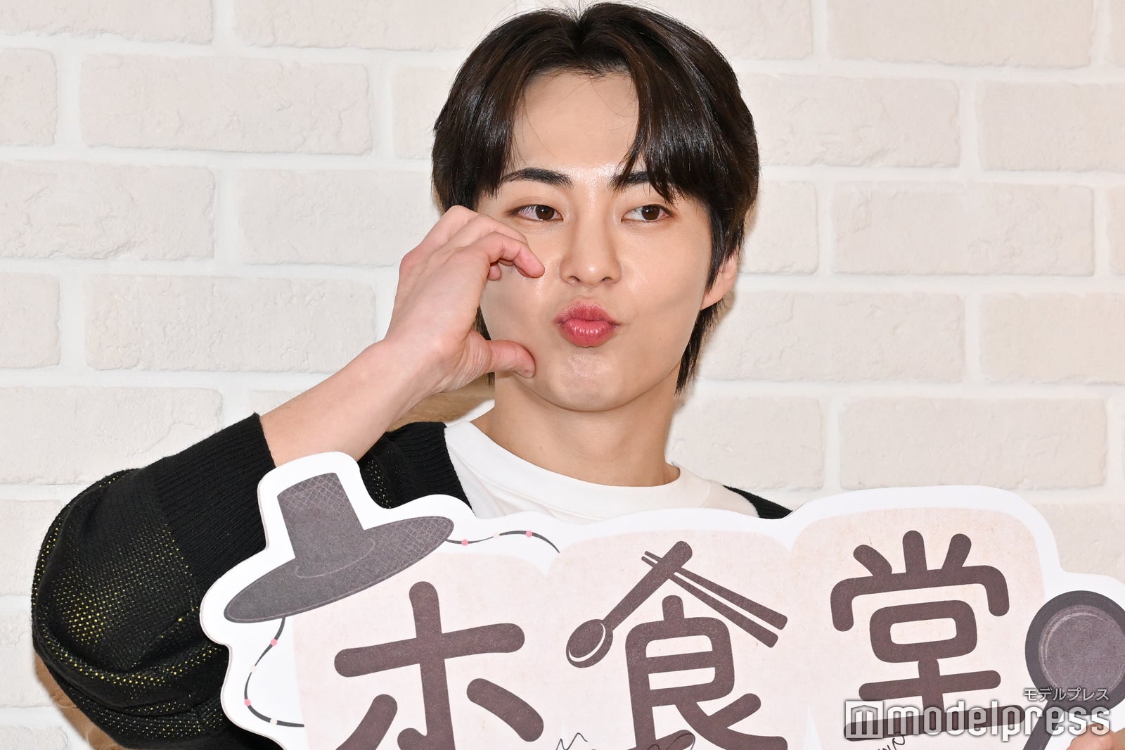 シウミン（C）モデルプレス