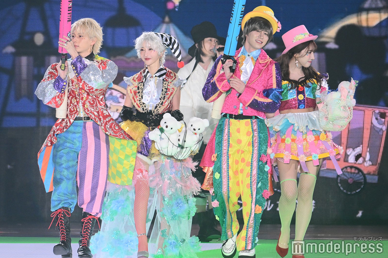 みっき～、Rちゃん、カノックスター、三上悠亜 （C）モデルプレス