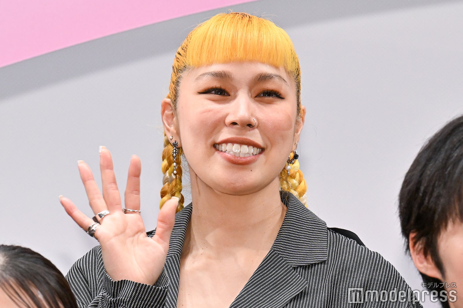 AI（C）モデルプレス