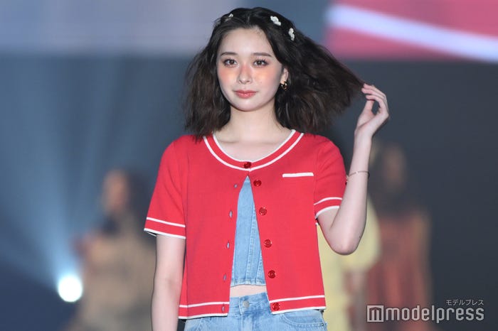 田鍋梨々花(C)モデルプレス