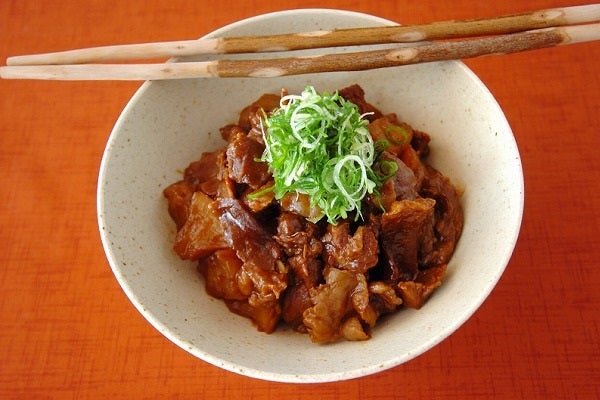 牛すじの煮込み