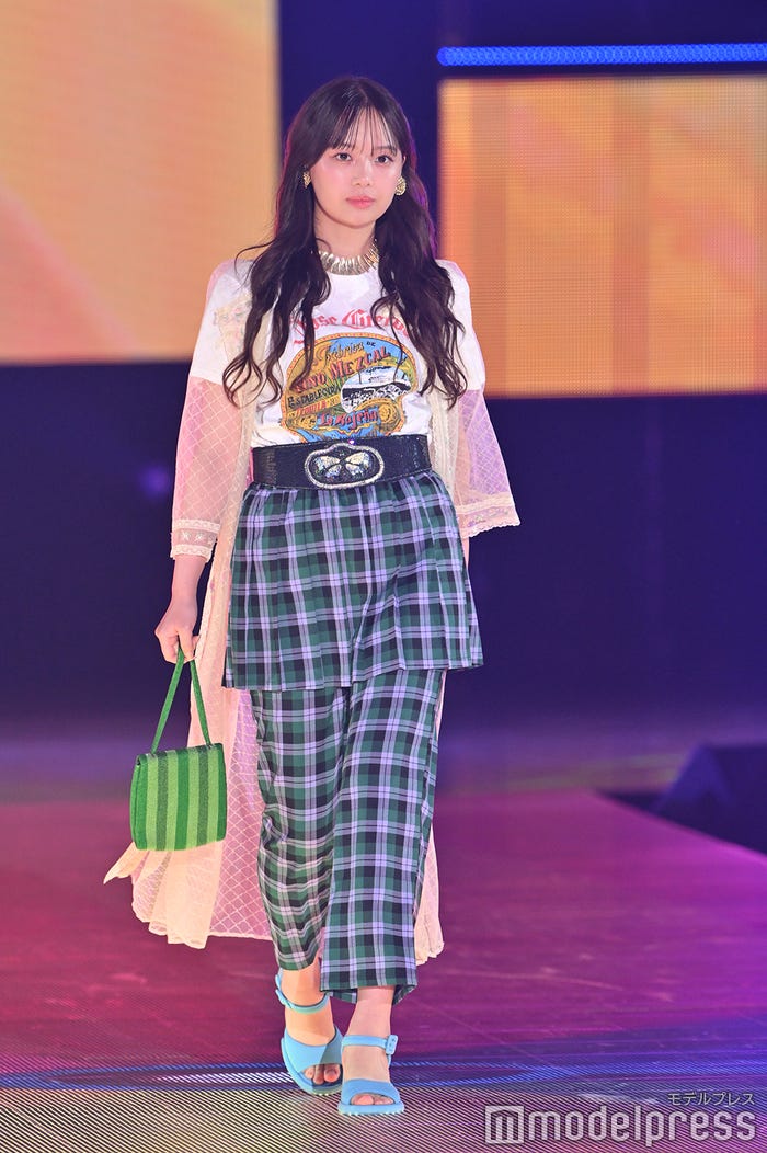 濱岸ひより(C)モデルプレス