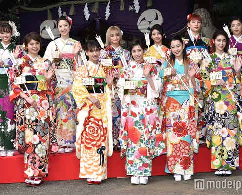 E-girls「1番晴れ着が似合う人は?」で盛り上がる 華やかに11人集結