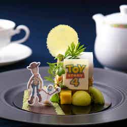 「ハイピリオン・ラウンジ」のケーキ （C）Disney／Pixar
