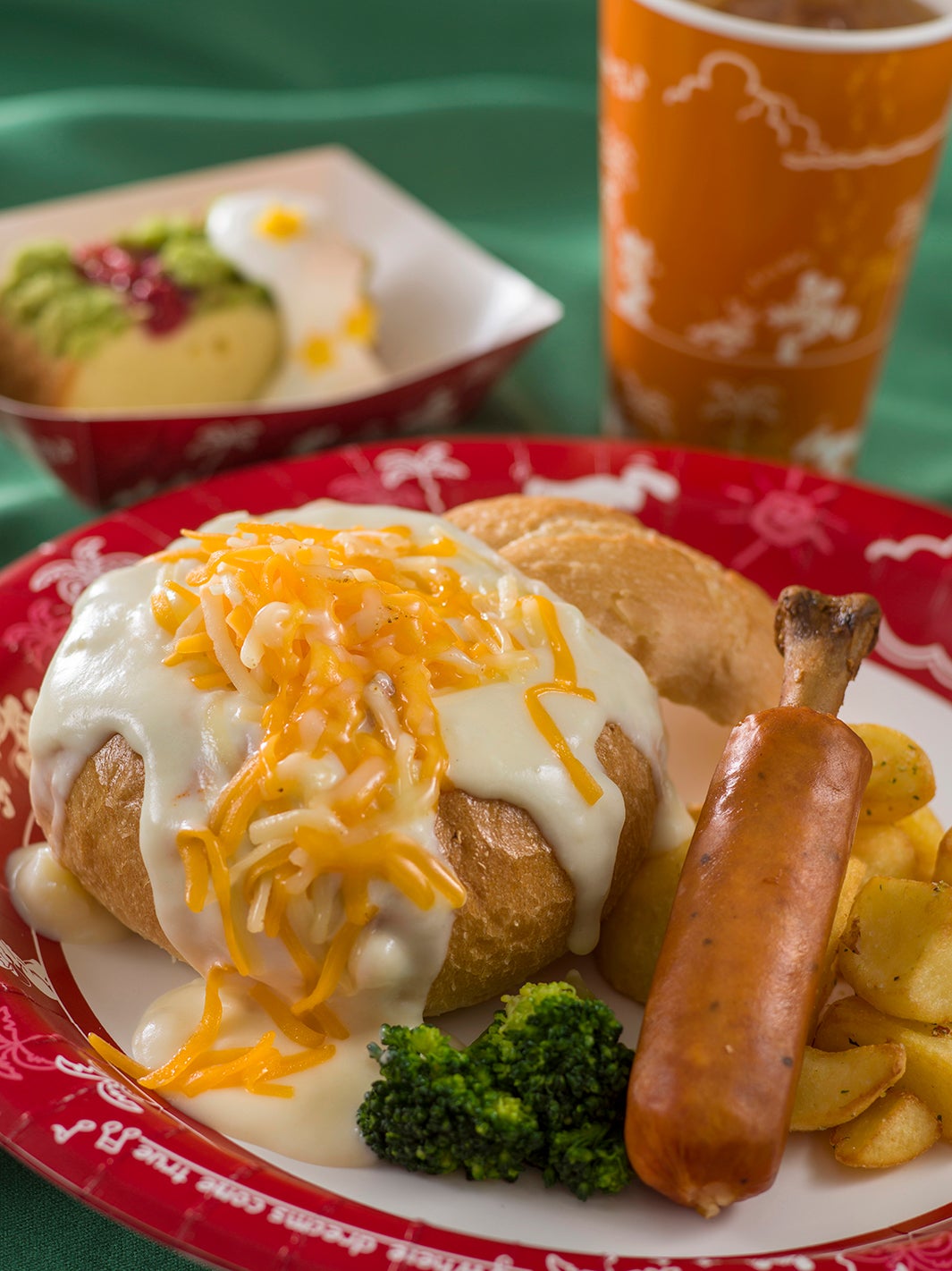 「グランマ・サラのキッチン」スペシャルセット 1,580 円 （C）Disney