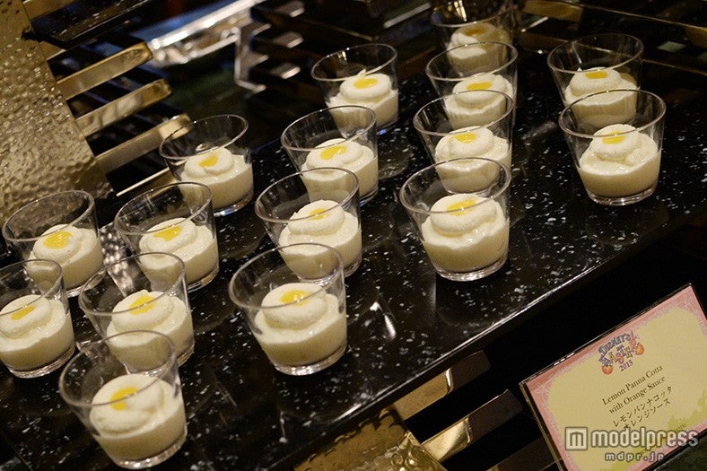 レモンパンナコッタ オレンジソース