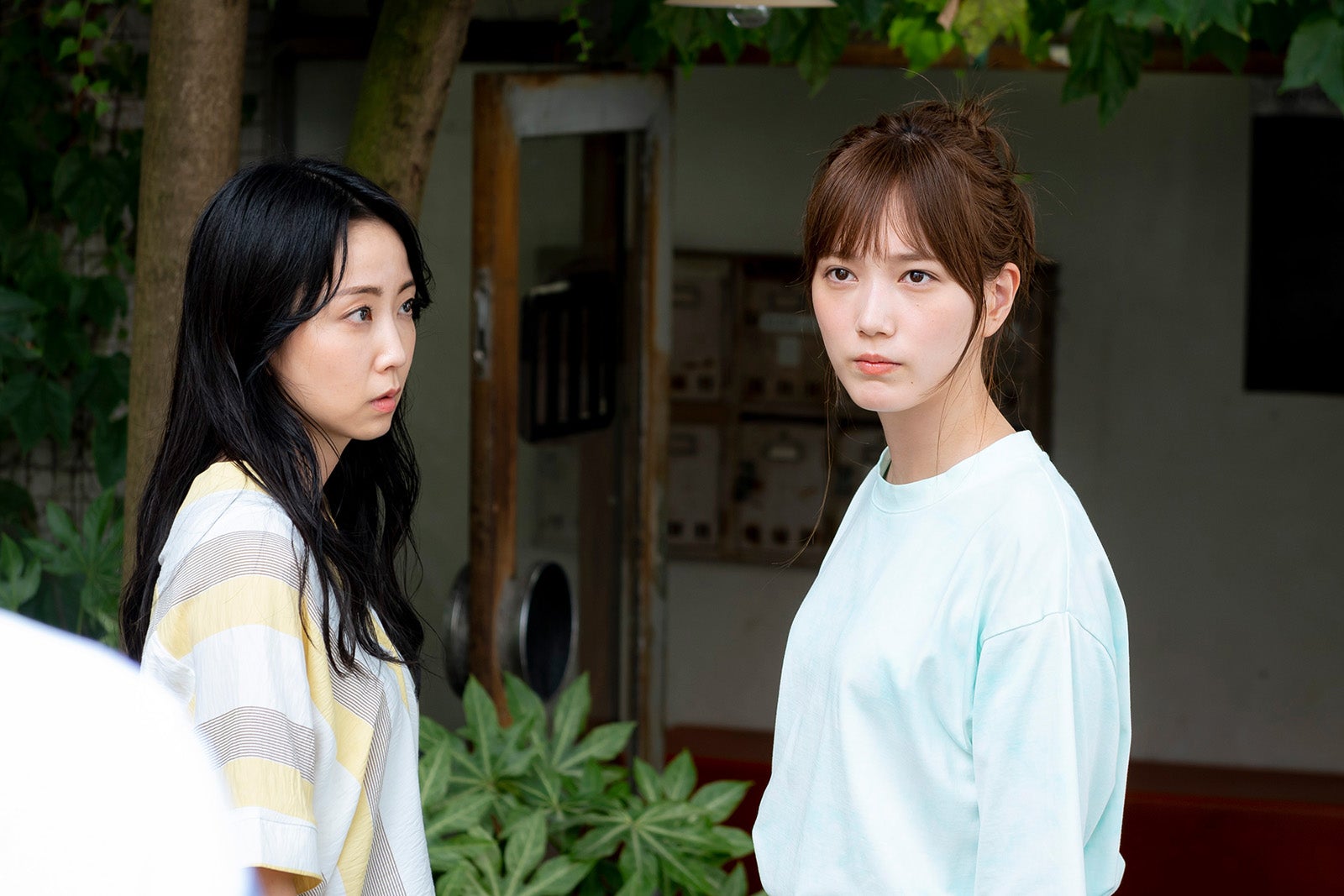 木南晴夏、本田翼 「君の花になる」第3話より（C）TBS