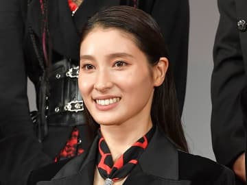 土屋太鳳＆炎伽 美人姉妹ツーショットの破壊力がエグい「いつもパワフルで尊敬」「朝から癒やされた」