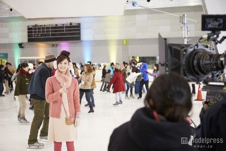 佐々木希／新CMオフショットより