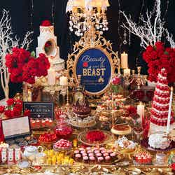 美女と野獣~ストロベリーキャッスルの晩餐会~/画像提供:ホテル インターコンチネンタル 東京ベイ