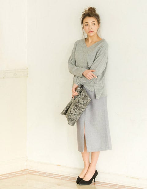 メルトンミディアム丈タイトスカート「Re:EDIT by GALSTAR」2,498円(税込)/画像提供:Re:EDIT by GALSTAR