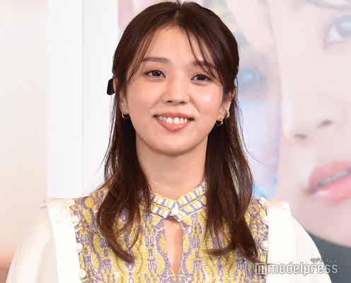 小林由依、ミニスカ私服で美脚輝く 京都満喫ショットに「スタイル抜群」「オシャレ」と絶賛の声
