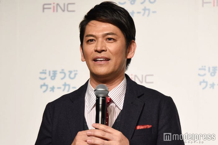 岡田圭右(C)モデルプレス