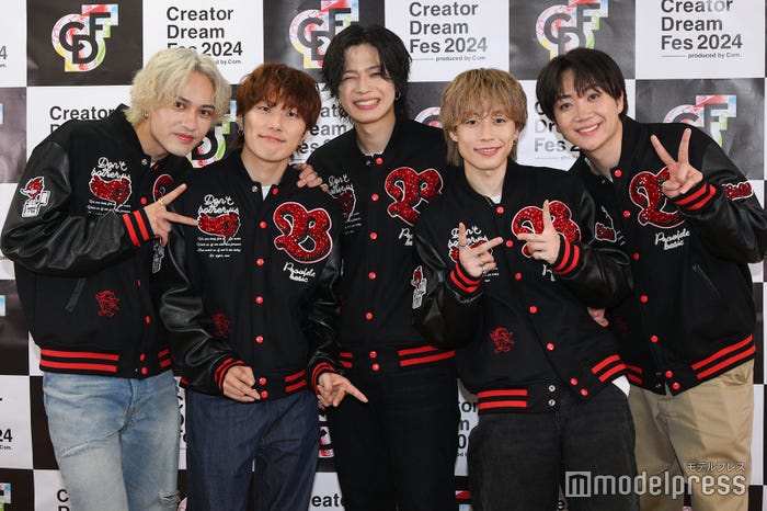 コムドット(左から)ひゅうが、あむぎり、やまと、ゆうた、ゆうま(C)モデルプレス