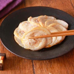 炊飯器で簡単にできる「激ウマとろとろチャーシュー」レシピ 豚バラ肉の巻き方・味付けの黄金比解説付き!