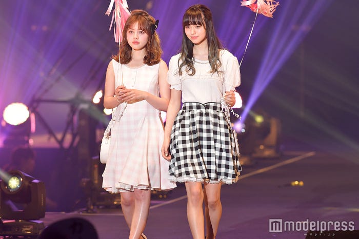 加藤ナナ&多屋来夢 (C)モデルプレス