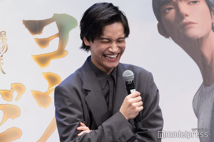 佐野晶哉(C)モデルプレス