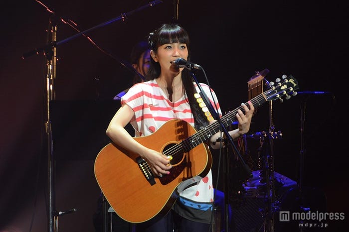 ライブ中のmiwa