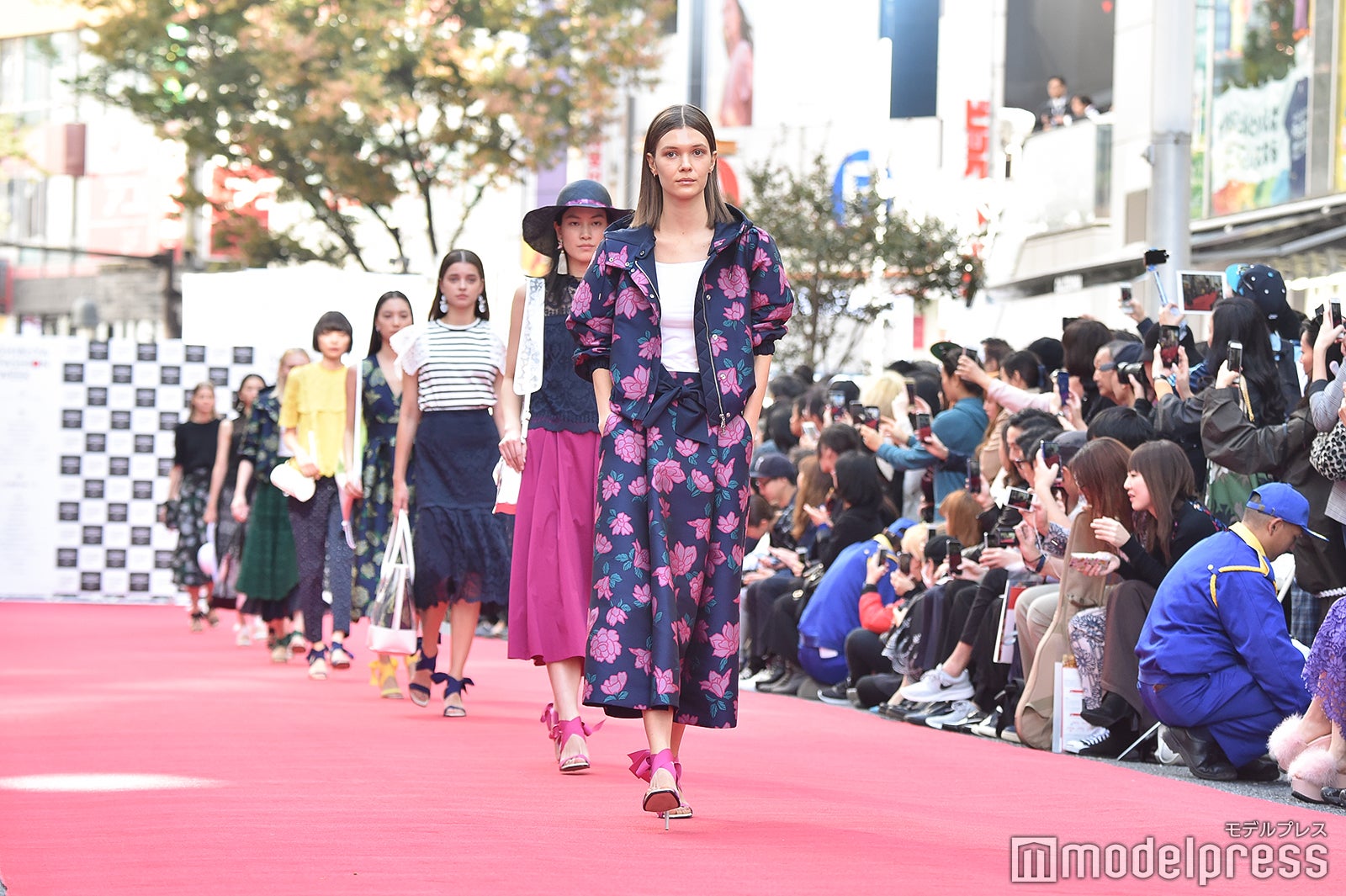 ファッションショーの様子（C）モデルプレス