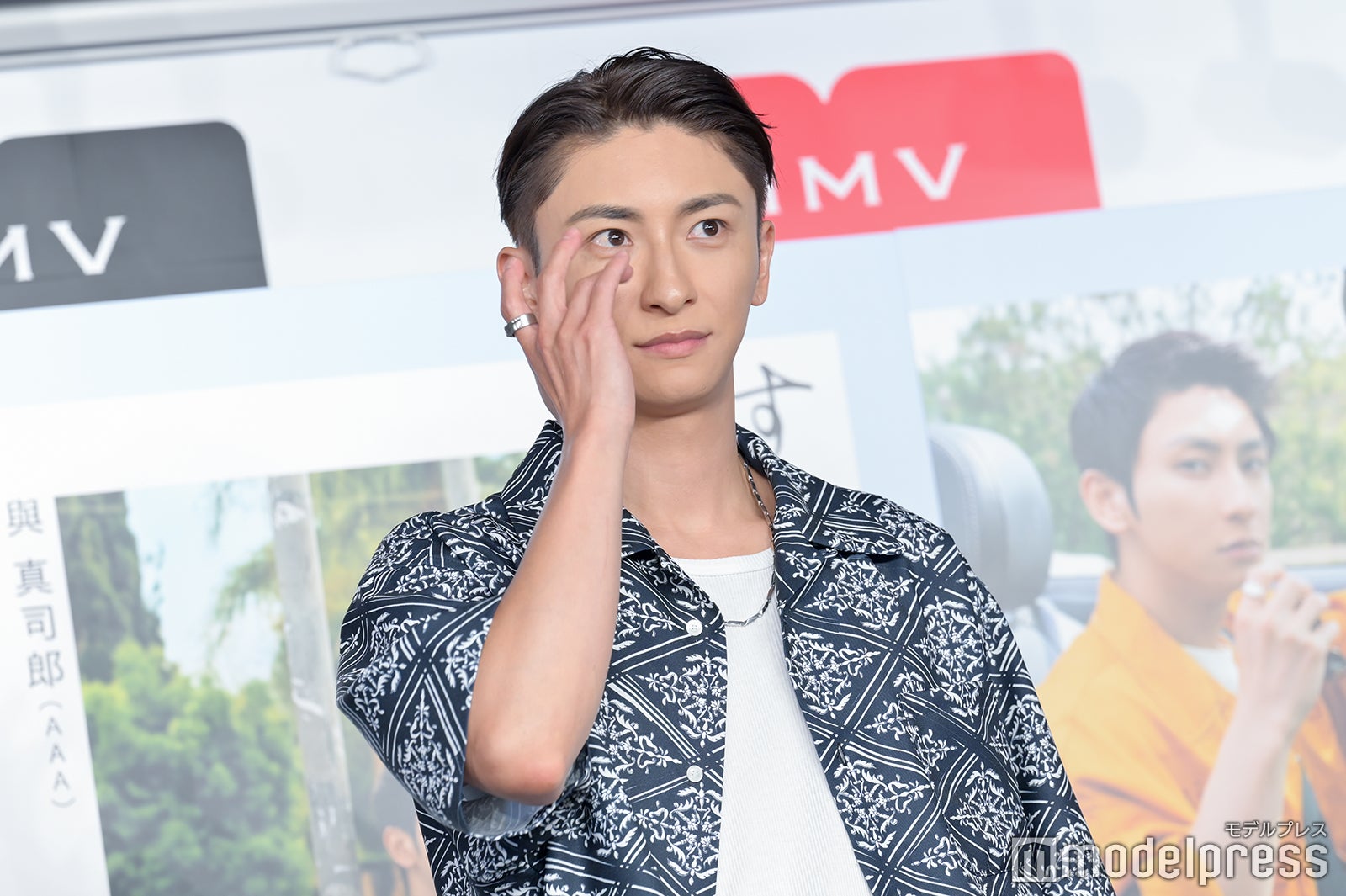 與真司郎（C）モデルプレス