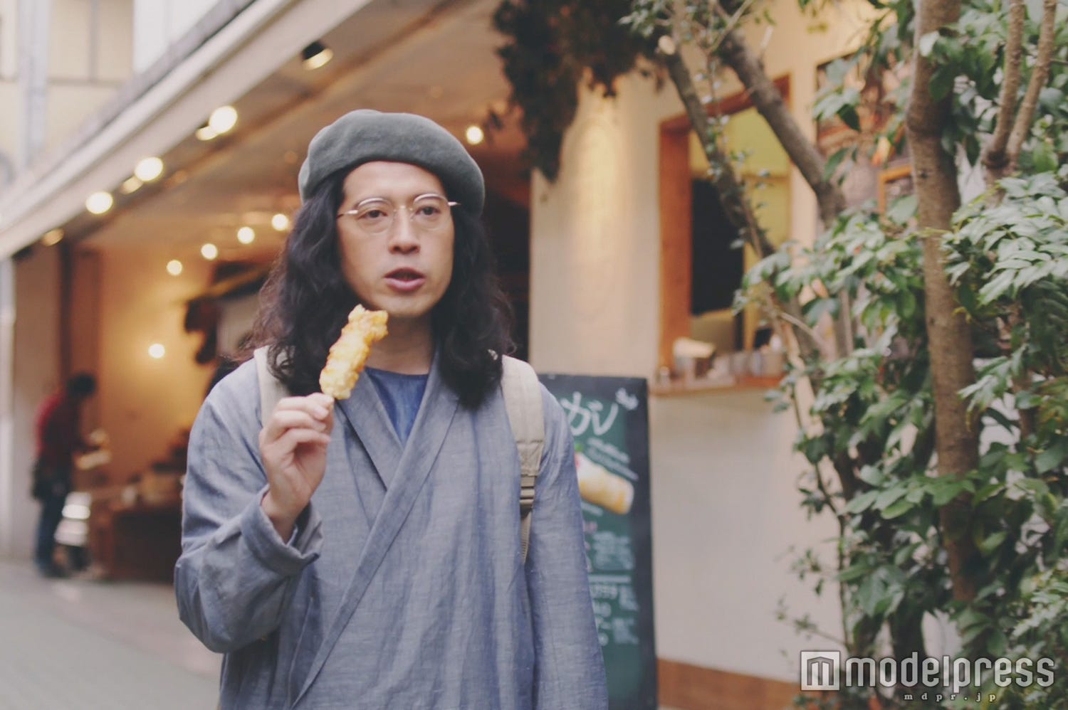 ピース又吉直樹、“物語的”魅力が溢れる春の秩父へ 天然記念物や神社を巡る