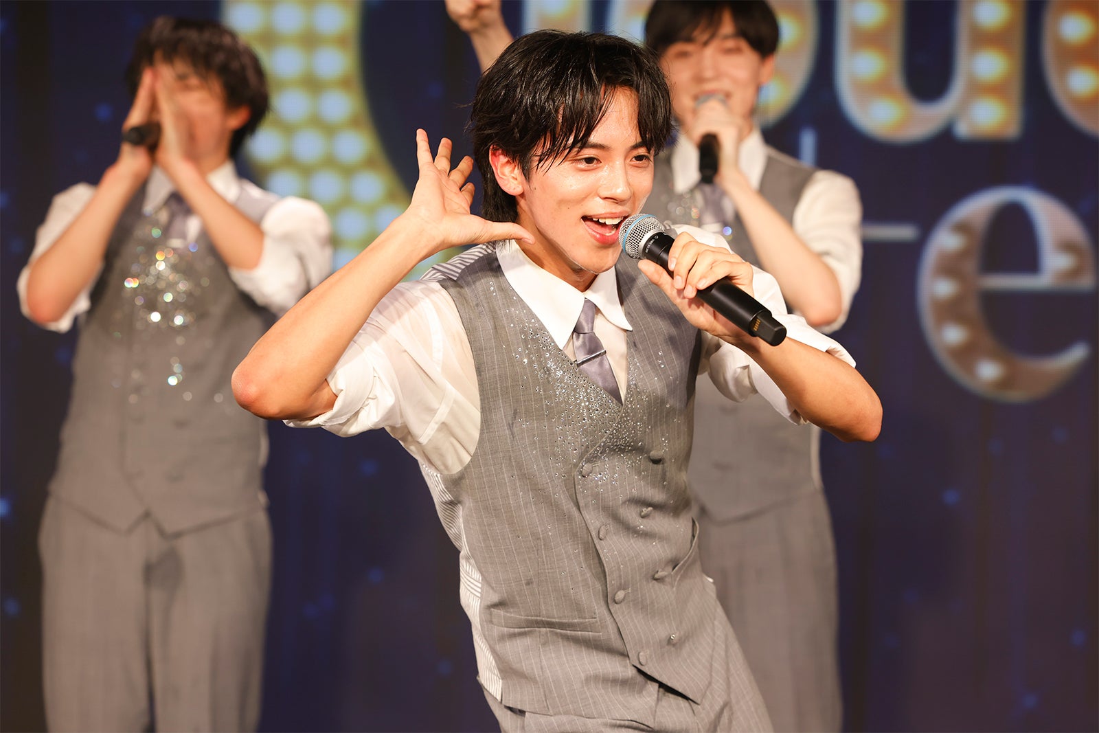 「ごめん 愛こそ全て」（提供写真）
