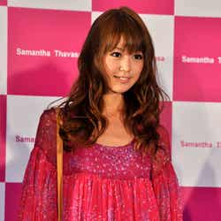 サマンサタバサ・ブランドレップによるファッションショー