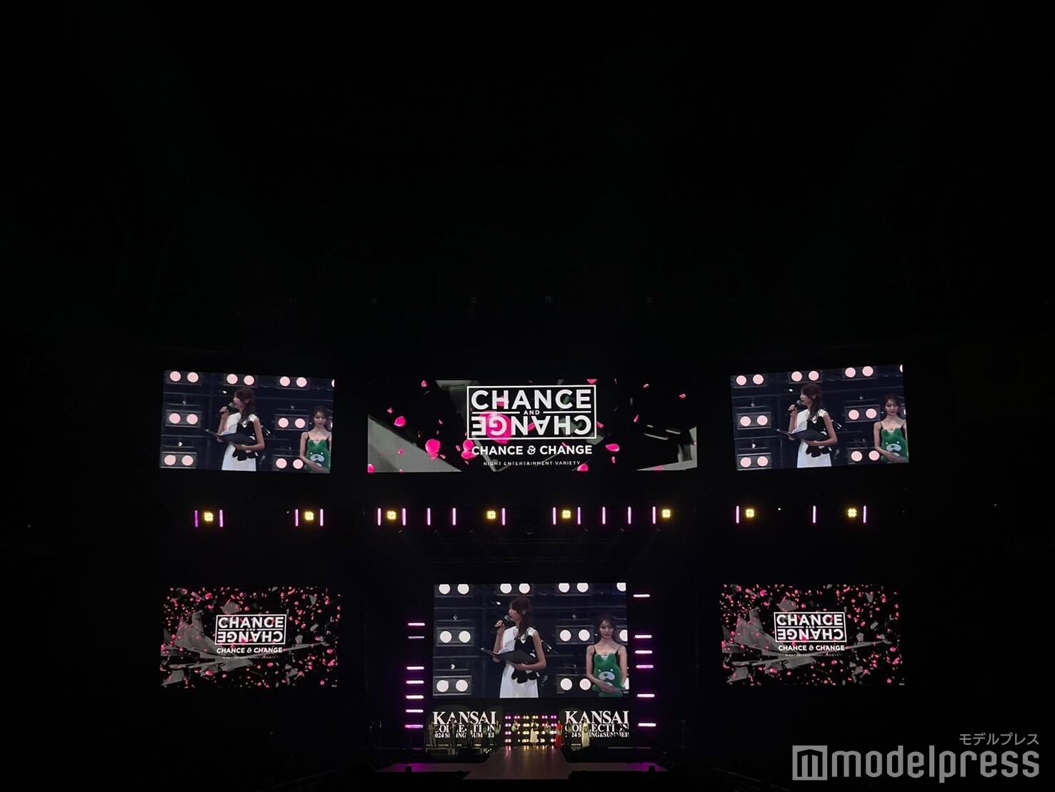 ステージの様子（C）モデルプレス