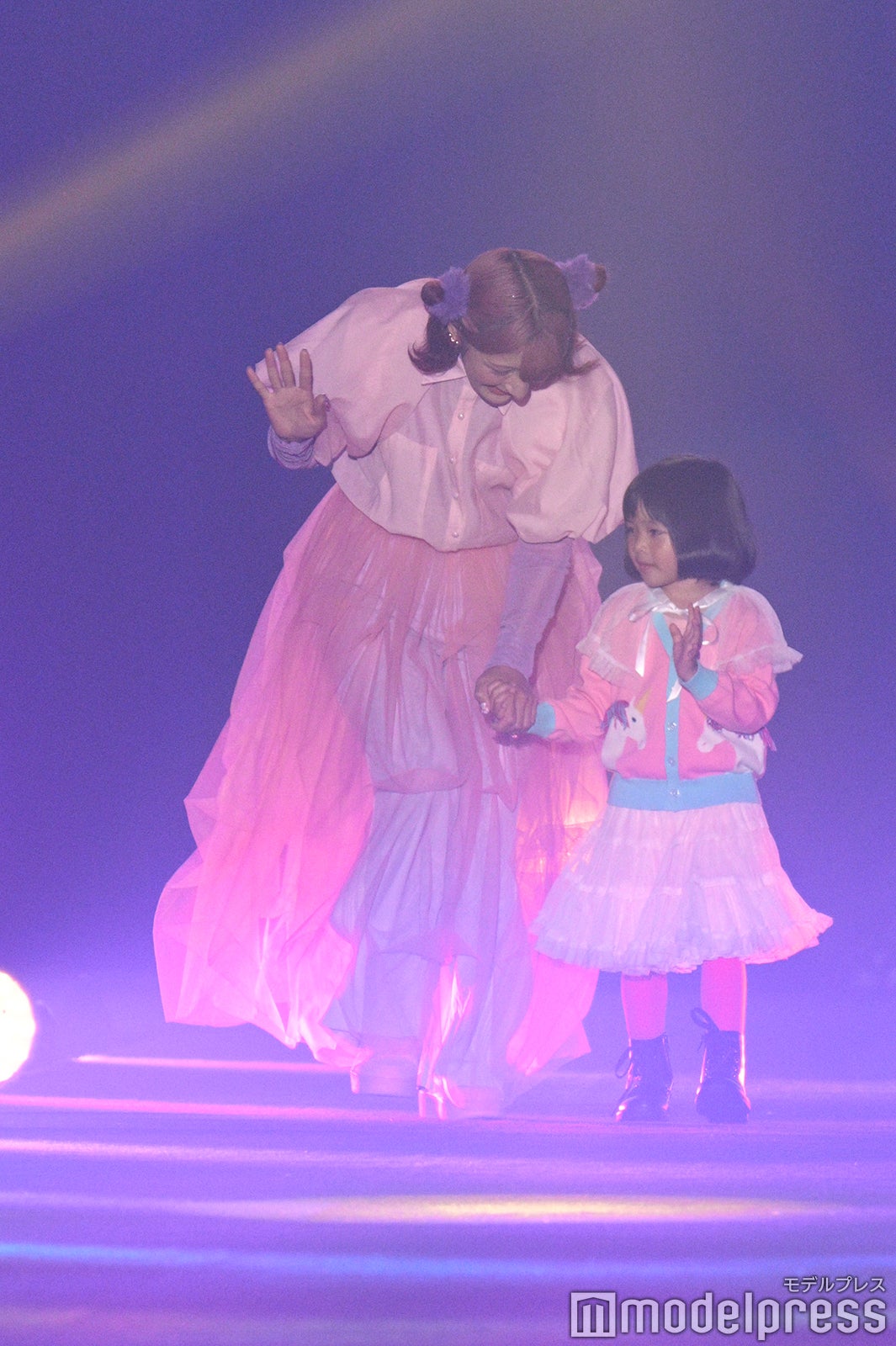 （C）モデルプレス