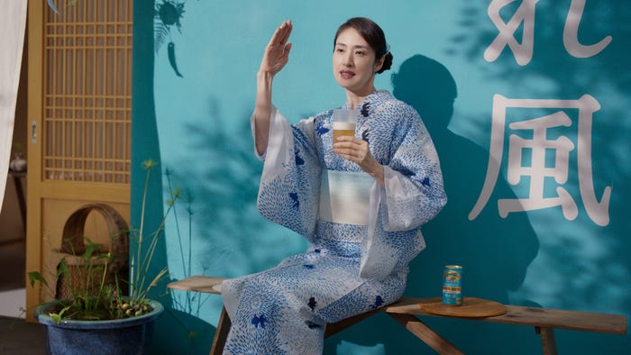 天海祐希「キリンビール 晴れ風」篇より(提供写真)