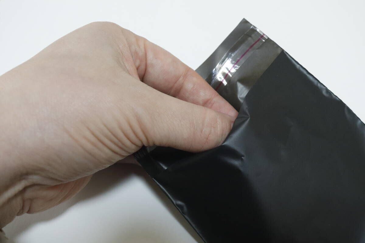 糊付き消臭サニタリーバッグ 使用例 糊付き消臭サニタリーバッグ 使用例