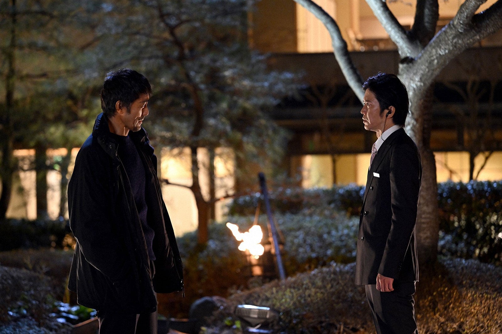 阿部寛、田辺誠一／「DCU」第8話より（C）TBS