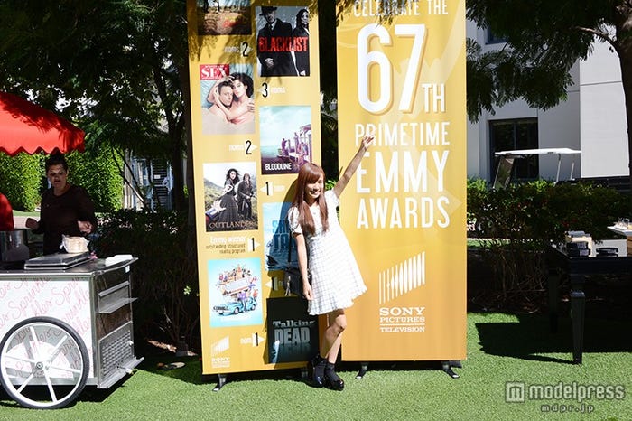 エミー賞開催間近でスタジオ内はお祭り騒ぎ