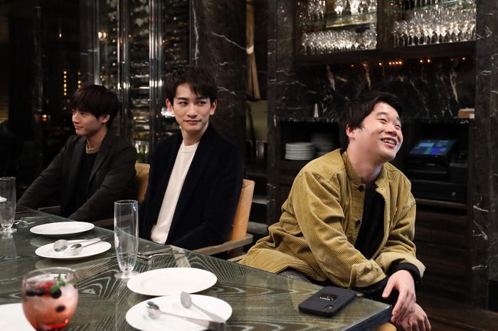 赤楚衛二、町田啓太、矢本悠馬 「SUPER RICH」第9話より(C)フジテレビ