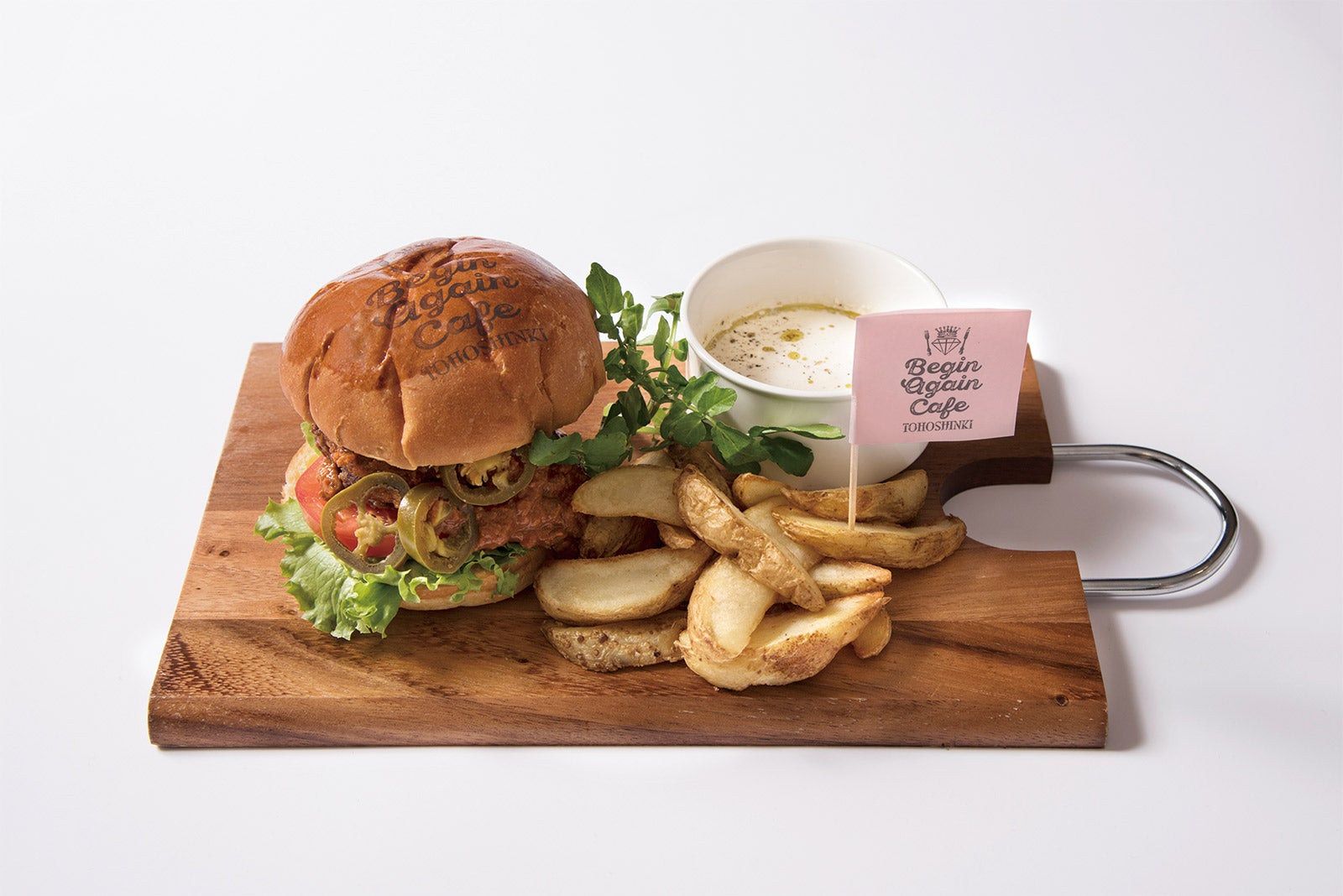 Begin Again HOT バーガー￥1,390（税抜）／画像提供：DCP