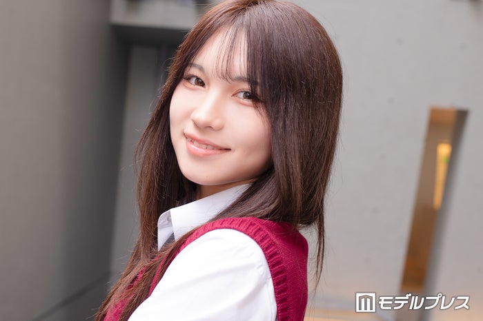 「今日好き」榊原樹里、ショーパンから美脚スラリ「可愛さ更新してる」「スタイル良すぎ」の声