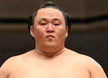 大相撲 玉鷲13敗目…「今場所いろいろありすぎた…とにかく1週間休みたい」歴代3位の幕内連続出場1152でストップ 来場所は13年ぶり十両へ