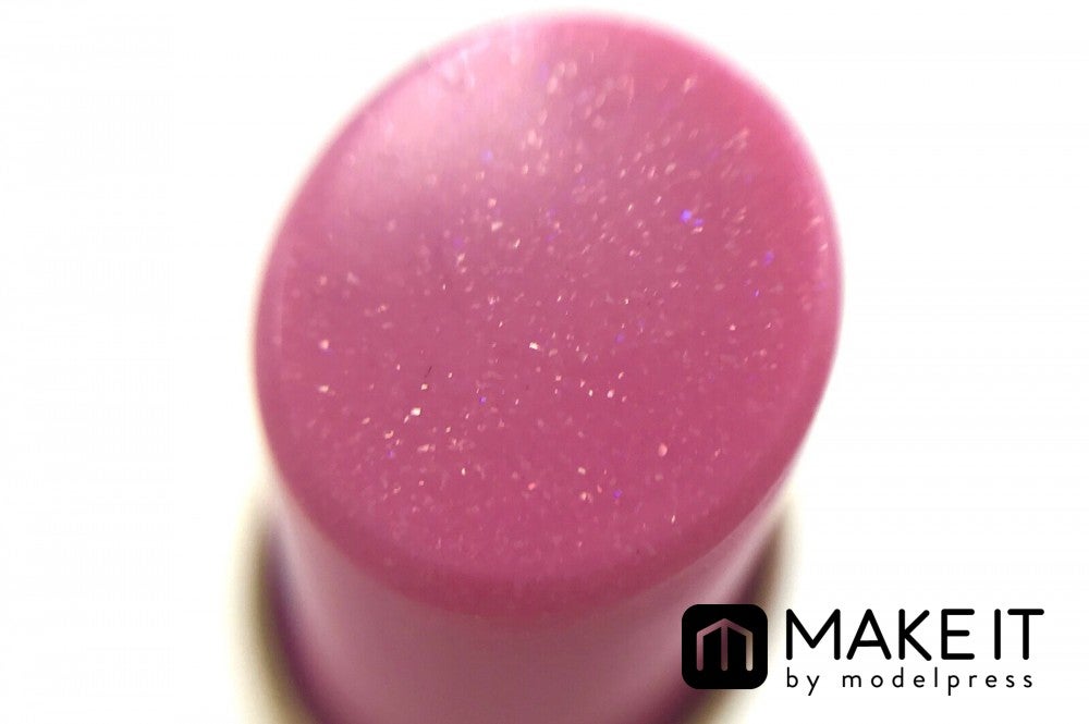 星屑のような多色パール (C)メイクイット