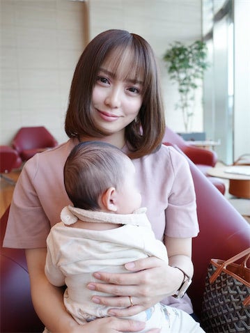 『仮面ライダーウィザード』ヒロイン、3カ月ぶりの美容室でヘアチェンジ「可愛いママで羨ましい」