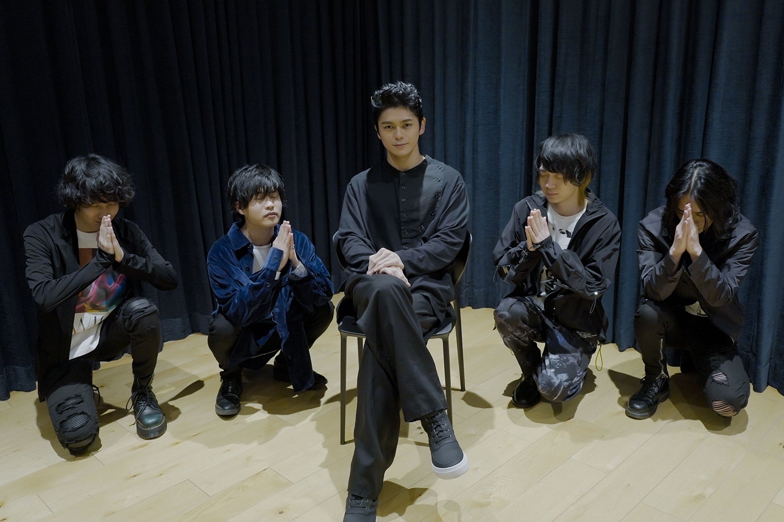 眞栄田郷敦（中央）、神はサイコロを振らない （C）NTV