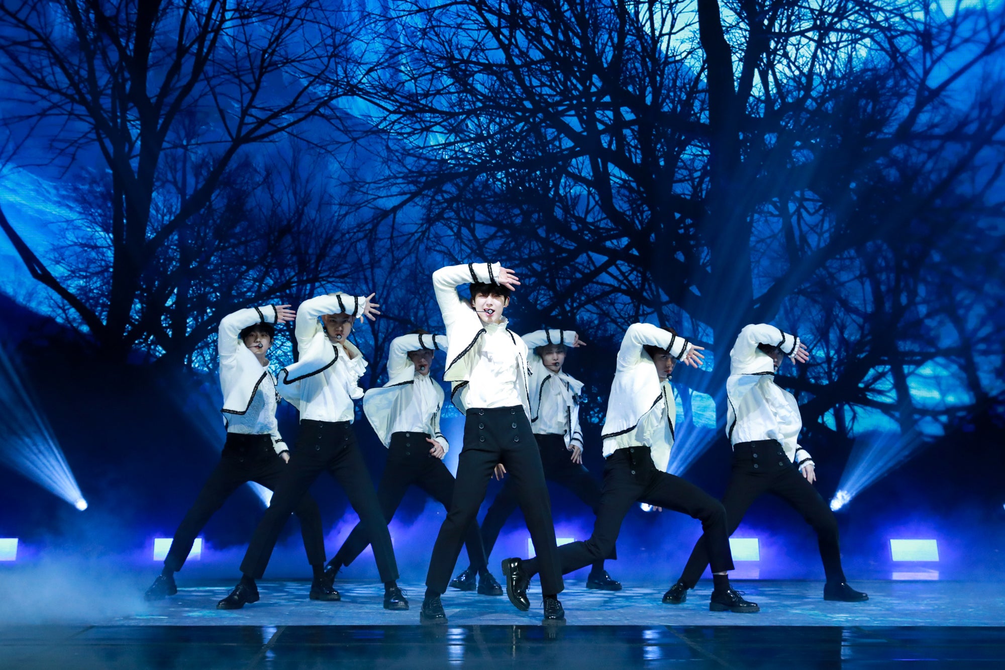 ENHYPEN（C）BELIFT LAB