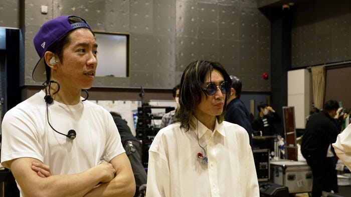 (左から)村上信五、安田章大 (C)フジテレビ