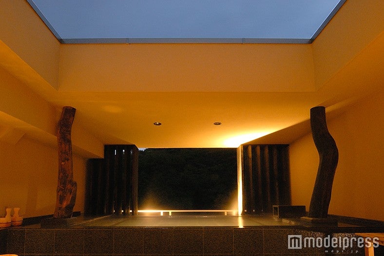 天空露天風呂「月見の湯／画像提供：箱根水明荘