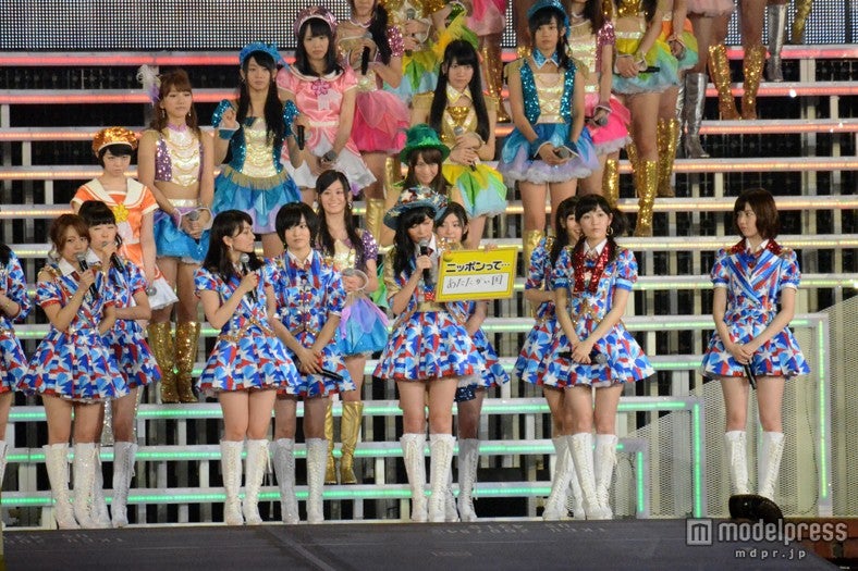 AKB48×24時間テレビ、4万2000人と「恋チュン」ダンス - モデルプレス