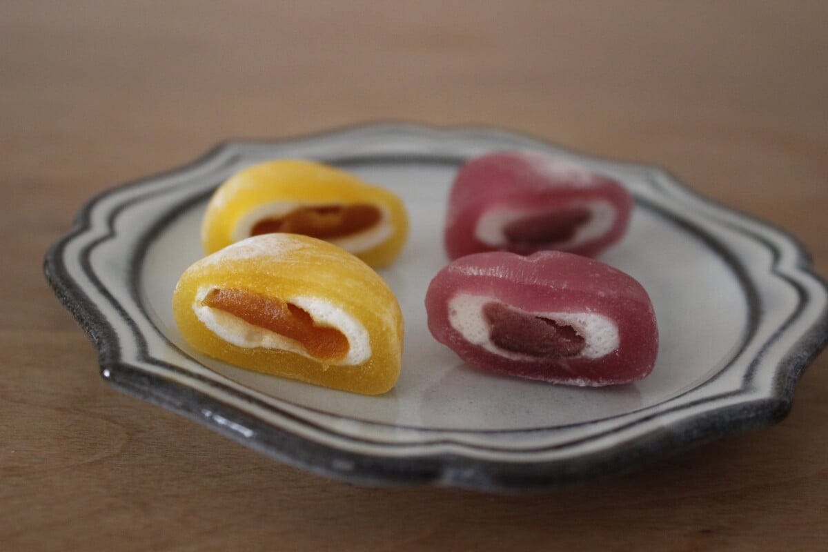 ねっとりとしたあんを包むマシュマロの食感がアクセントに