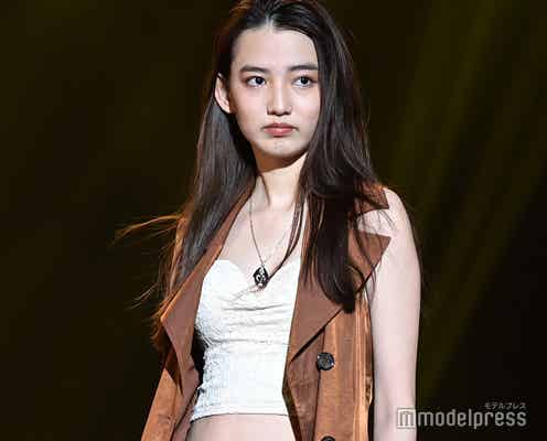 “菜々緒2世”黒木麗奈、美ウエスト披露 圧巻スタイルでステージ彩る<超十代-ULTRA TEENS FES-2021 PREMIUM>