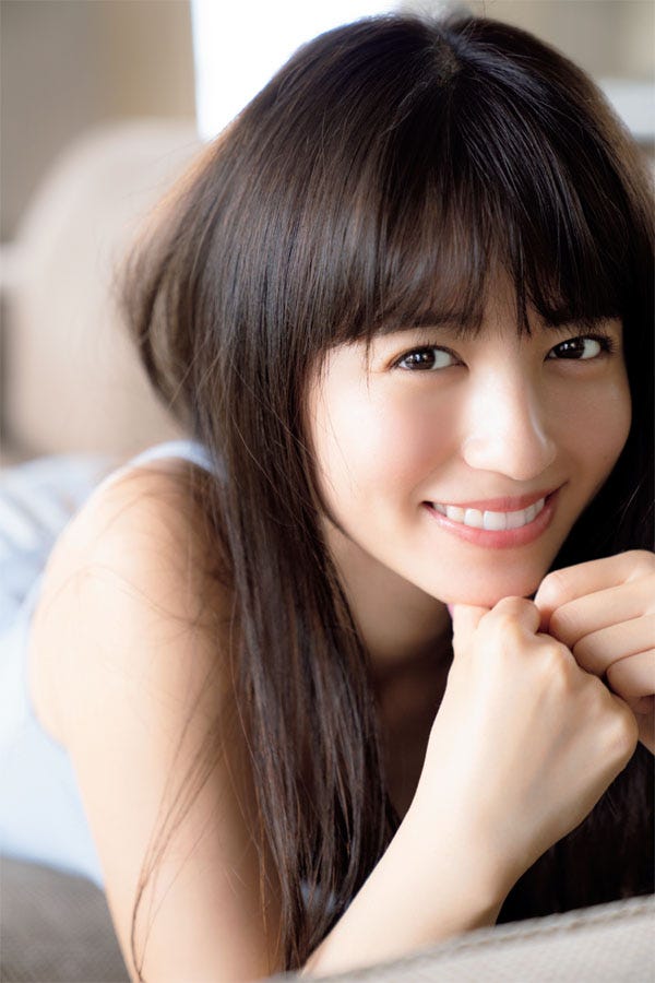 逢田梨香子(C)小学館・中村和孝/週刊ビッグコミックスピリッツ