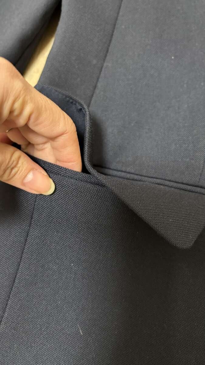 GUダブルブレストジャケット GUダブルブレストジャケット ポケット部分